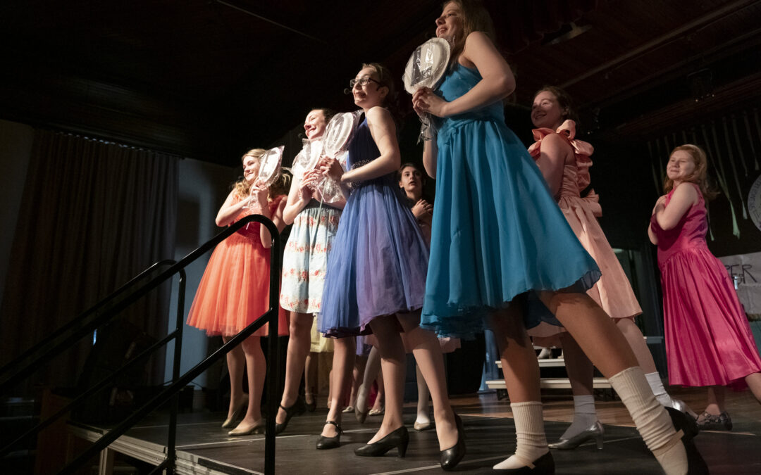 As Gleeful As They Are Marvelous, The Wonderettes